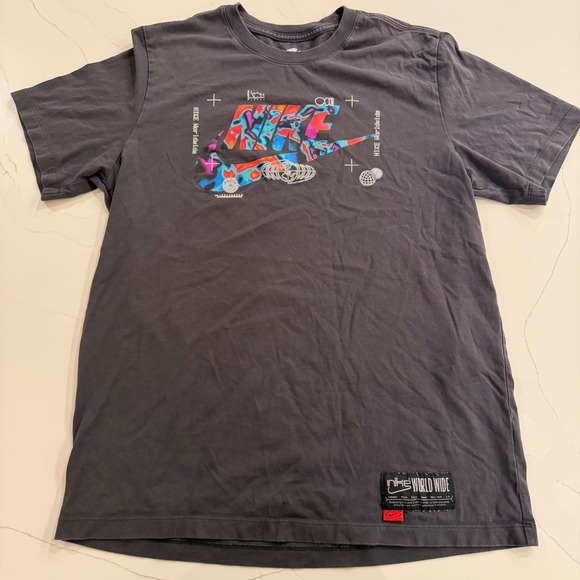 Nike Other - Nike Worldwide Graphic T-Shirt Mens Large Dark Gray Abstract Swoosh Short Sleeve